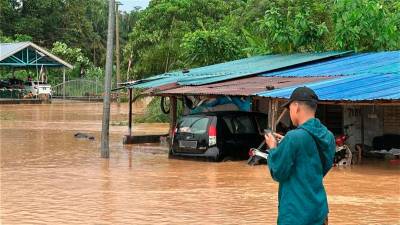 Four villages in Behrang Ulu hit by flash floods after heavy rain