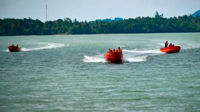 Two fishermen missing after boat suffers engine failure