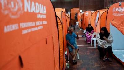 352 flood victims remain in shelters across three states in Malaysia