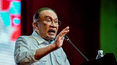 PM Anwar warns schools not to protect bullies or conceal cases