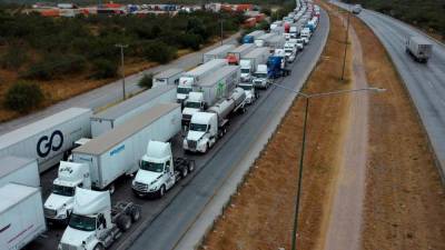 Mexico warns Trump tariffs would kill 400,000 US jobs, threatens retaliation
