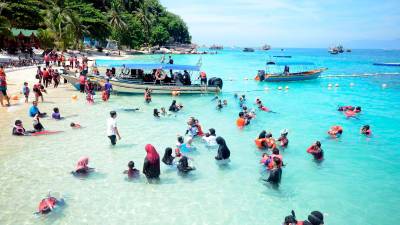 School holidays bring opportunities to local economy in Johor