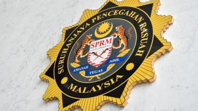 Three Immigration officers probed in RM10 million corruption case
