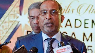 Government reviews PTPTN loan repayment exemption for first class grads