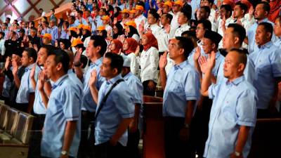 Kenaikan gaji lebih 13 peratus, berita gembira dinantikan penjawat awam di Sarawak
