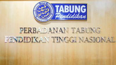 Kerajaan semak kriteria pengecualian bayaran balik PTPTN graduan kelas pertama