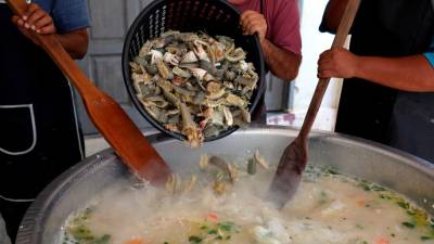 Kuala Perlis folks look for unique “Bubur Lambuk Seafood Viral” everyday
