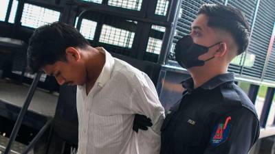 Two friends claim trial to robbing six convenience stores