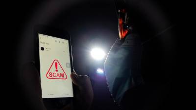 Guru wanita rugi RM890,000 ditipu sindiket phone scam