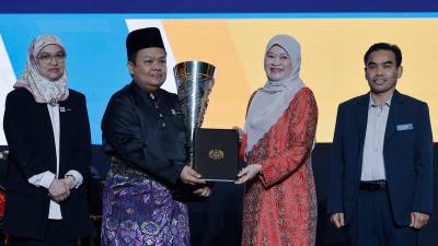 Pertandingan debat pacu kemenjadian murid kata Menteri Pendidikan