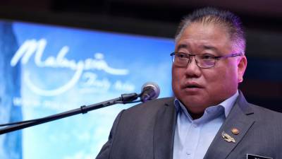 M’sia received 5.8 million tourists from January to March this year - Tiong