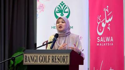 Fadhlina: Community involvement, character building important to solve social issues