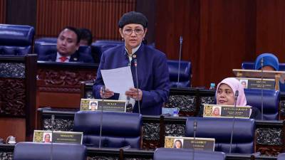 Govt open to Sabah, S’wak economic autonomy, but implementation not simple – Hanifah