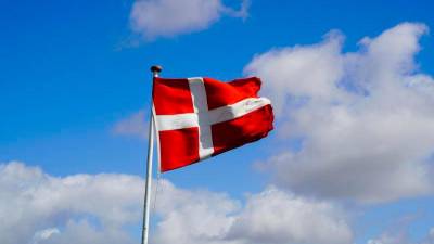 Denmark brings forwards women’s military service