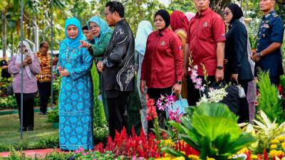 Queen opens KL Park Festival 2025