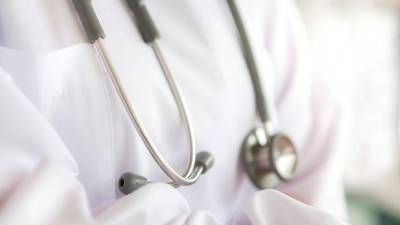 Netizens slam parents who left bad review after doctor refused Fake MC for healthy child