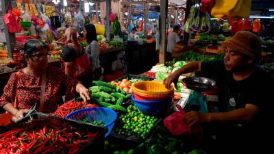 Perlis KPDN confiscates scheduled controlled goods worth over RM13,000