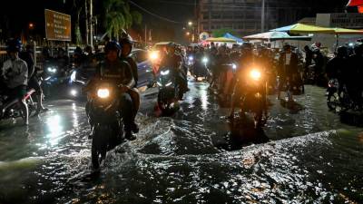 Thailand flooding kills nine, displaces thousands