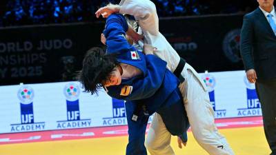 Tanaka and Murao strike more gold for Japan at judo worlds