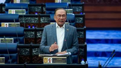 PM Anwar says flying Israeli flag or Hebrew writing unacceptable