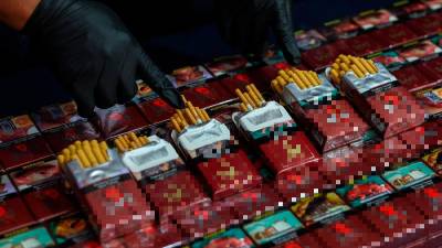 Two men arrested in Lahad Datu over RM2 million smuggled cigarettes