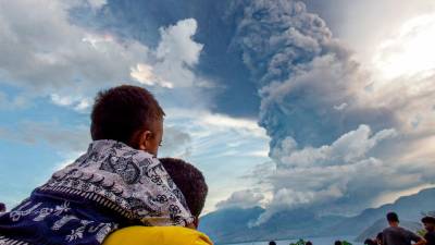 Indonesia’s Mount Lewotobi erupts again, government to widen restricted zone