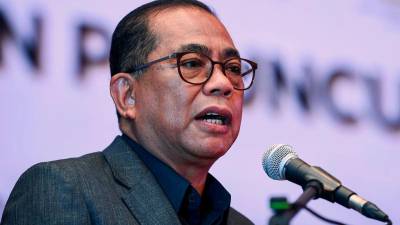 Government ready to face RM353 million lawsuit over helicopter lease