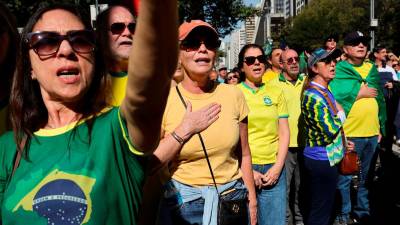 Mahkamah Brazil arah bekas presiden Jair Bolsonaro tahan rumah