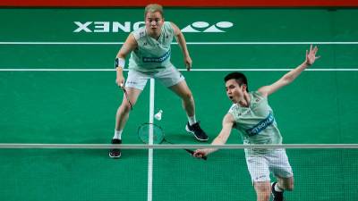 Aaron-Wooi Yik reach China Masters semis, Pearly-Thinaah bow out