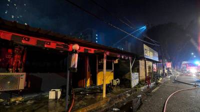 Fire destroys 14 squatter houses and four shops in Pantai Dalam