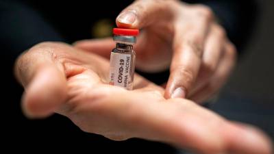 US cancels mRNA vaccine contracts amid safety concerns
