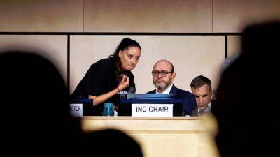 UN pushes for global plastics treaty amid pollution crisis in Geneva