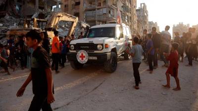 Israel returns 15 Palestinian bodies to Gaza in prisoner exchange
