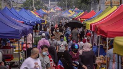 Malaysians urged to support local Ramadan bazaars instead of going to Sungai Golok