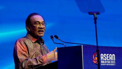 Anwar puji usaha ASEAN tarik institusi utama pastikan kejayaan grid kuasa