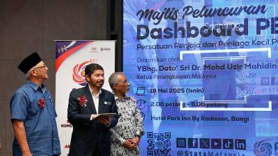 DOSM to develop dashboard for hawkers and small traders nationwide