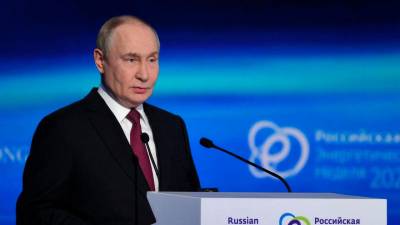 Trump and Putin to meet in Budapest after Ukraine talks progress