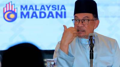 Negligent, weak and indiscipline teachers should be excluded from time-based promotion – PM Anwar