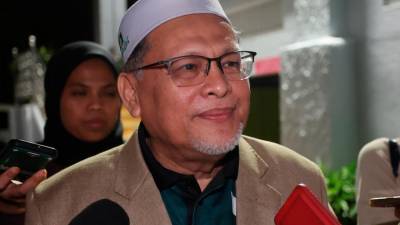 EC convenes meeting to set key dates for Nenggiri by-election