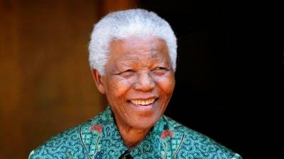 Controversial auction of Nelson Mandela’s personal items suspended amid outcry in S. Africa 