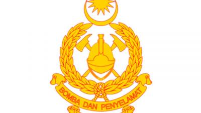 Man killed in Mukah car accident after vehicle skids off road