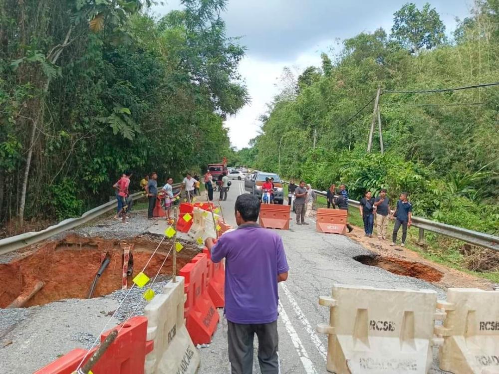 Ihsan gambar: Pusat Khidmat DUN Kuala Balah, Jeli Kelantan FB