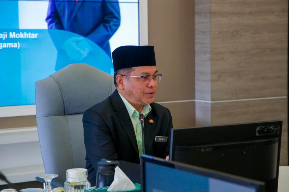 Ihsan gambar: Dato’ Setia Dr. Naim FB