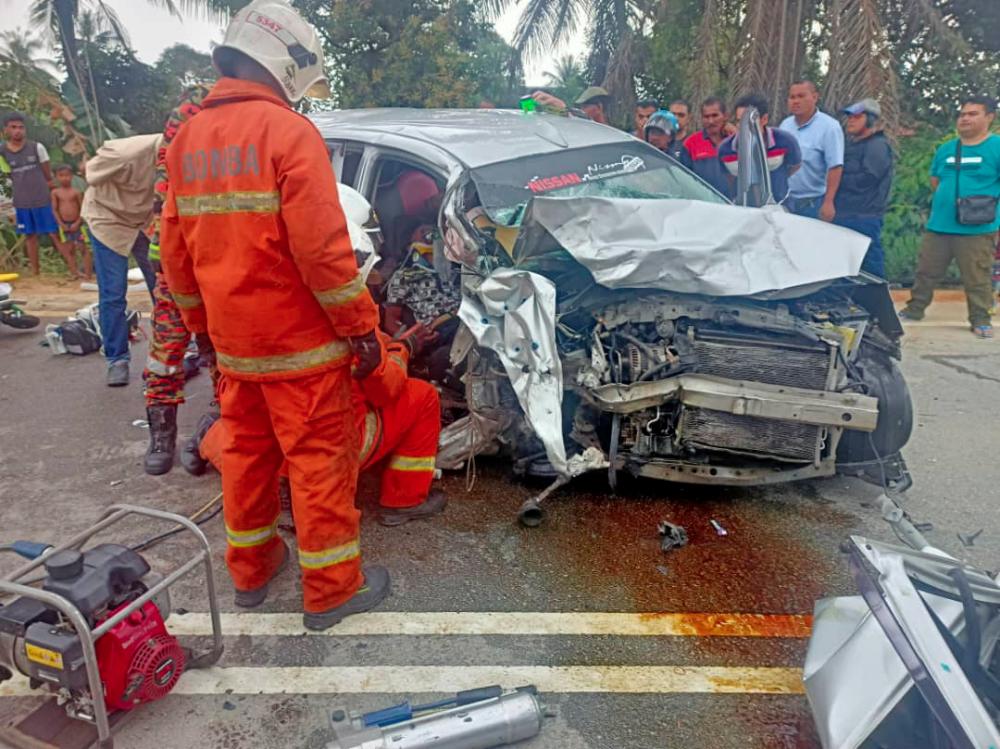 Sumber - Balai Bomba Dan Penyelamat Kuala Krai/FBPIX