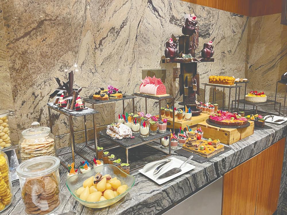 $!Cakes and desserts at Sheraton PJ.