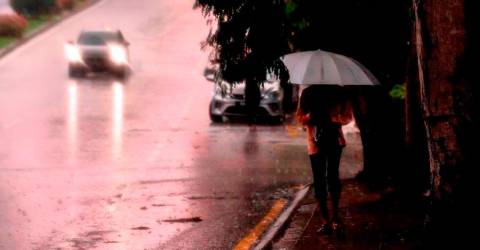 Heavy Rain Alert for T’ganu, Kelantan, Pahang Until Tomorro