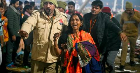 Casualties feared after barrier breaks at India’s Maha Kumbh festival