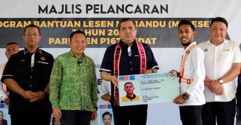 Loke: Over 14,000 people benefitted from MyLesen programme in Sabah since 2010