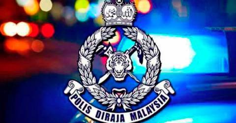 Cops raid entertainment centre suspected of running illegal gambling activities