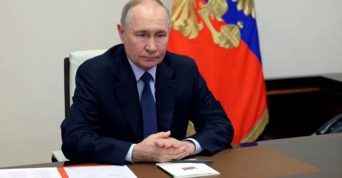 Putin says ignoring Soviet role in liberation of Nazi death camps is shameful
